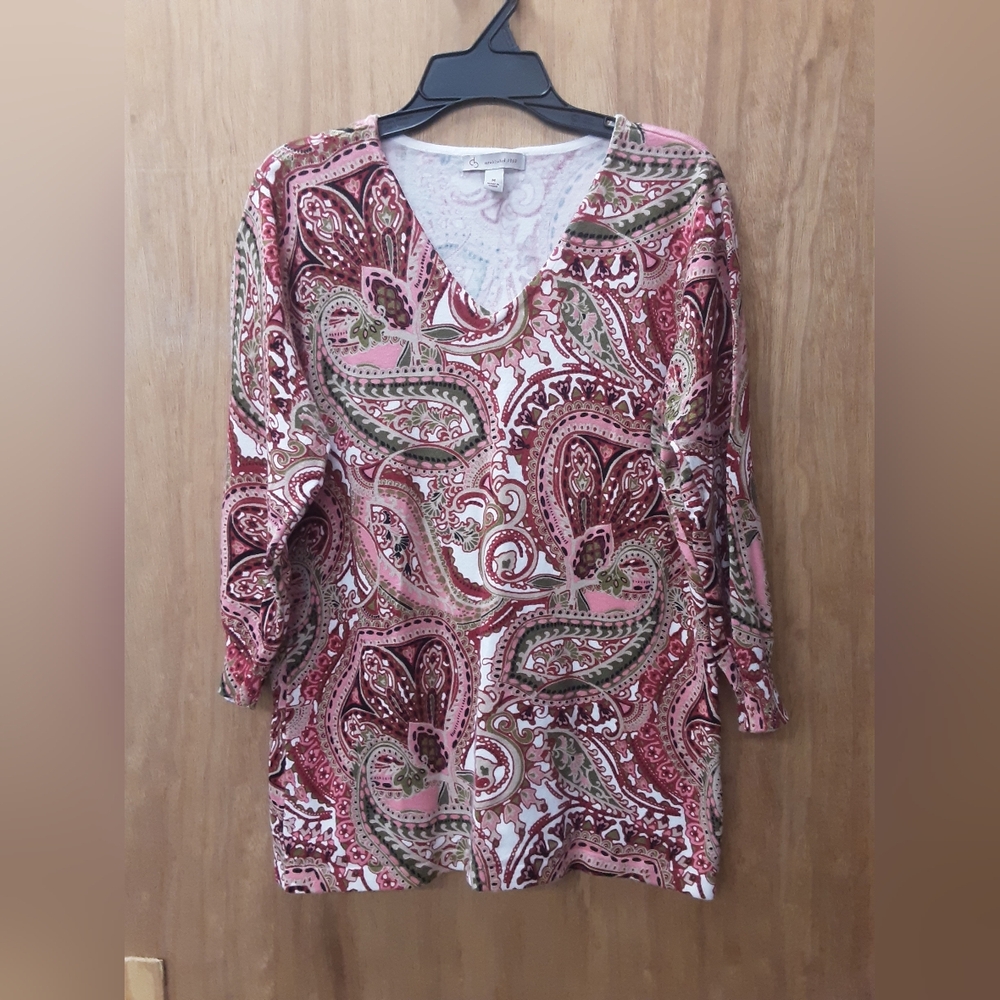 Paisley V-Neck Sweater Blouse. Size M.